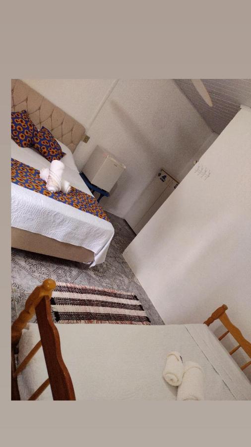 Pousada E Hostel Girassol Имбитуба Экстерьер фото