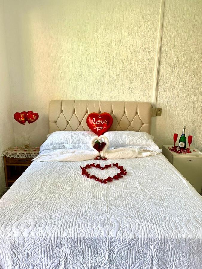 Pousada E Hostel Girassol Имбитуба Экстерьер фото